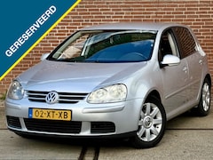 Volkswagen Golf - 1.6 FSI Optive 3 |Clima |CruiseC |Nieuwe APK |