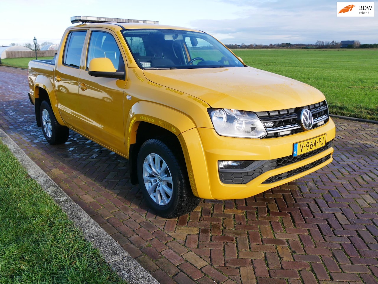 Volkswagen Amarok - 3.0 TDI V6 DSG 4Motion Plus Cab Comfortline AC NAVI ** 12999 EX BTW ** - AutoWereld.nl
