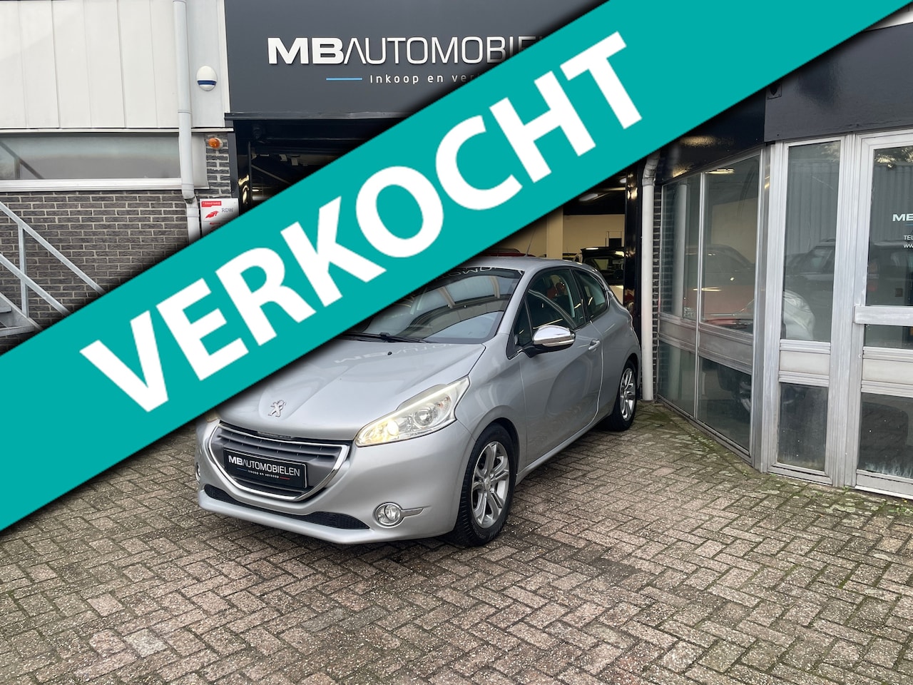 Peugeot 208 - 1.4 VTi Allure/Airco/Clima/NAP/APK/Zilver/Half leder Interieur!! - AutoWereld.nl