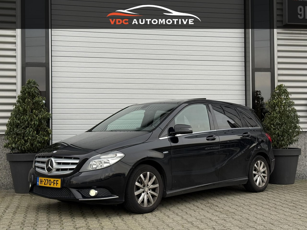 Mercedes-Benz B-klasse - 200 Aut Pano | Camera | Bruin Leder | Navi | Cruisecontrol | Privacyglas | Hoge Instap - AutoWereld.nl