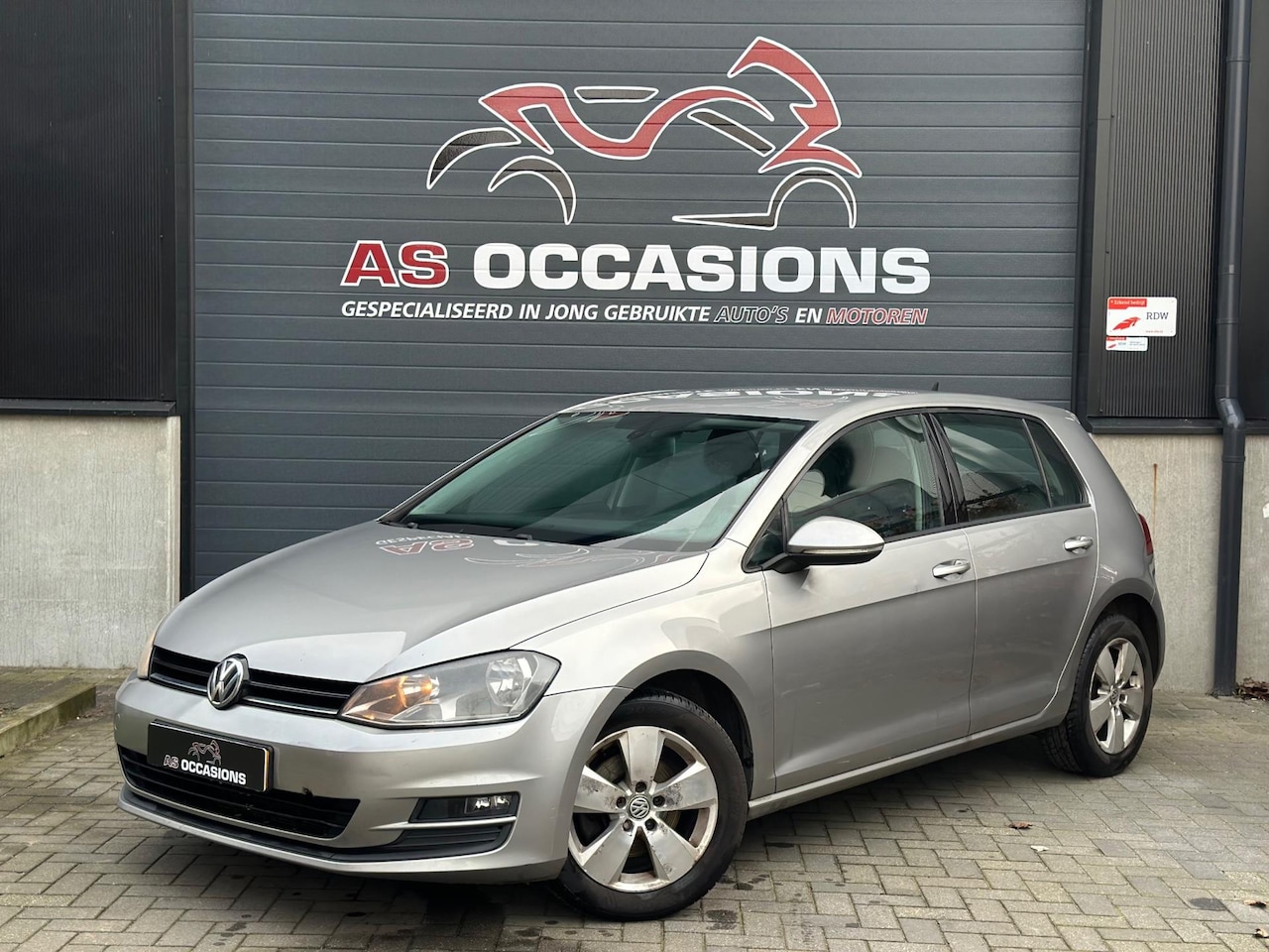Volkswagen Golf - 1.6 TDI Comfortline 1.6 TDI Comfortline - AutoWereld.nl