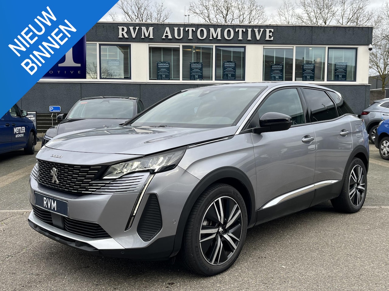Peugeot 3008 - 1.6 HYbrid 180 Allure Pack Business VAN: €29.900,- VOOR: €26.877,- UW EINDEJAARSVOORDEEL: - AutoWereld.nl