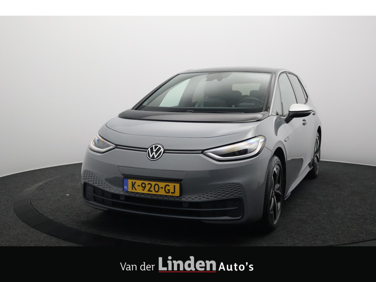 Volkswagen ID.3 - First Plus 58 kWh SOH 92% | IQ Light | Navigatie | Camera | Stoel/Stuurverwarming - AutoWereld.nl