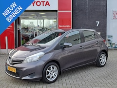 Toyota Yaris - 1.0 VVT-i Aspiration ACHTERUITRIJCAMERA LM VELGEN BEST. STOEL IN HOOGTE BUITENSPIEGELS ELE