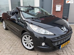 Peugeot 207 CC - 1.6 VTi Roland Garros / Leder / Clima / PDC / LM