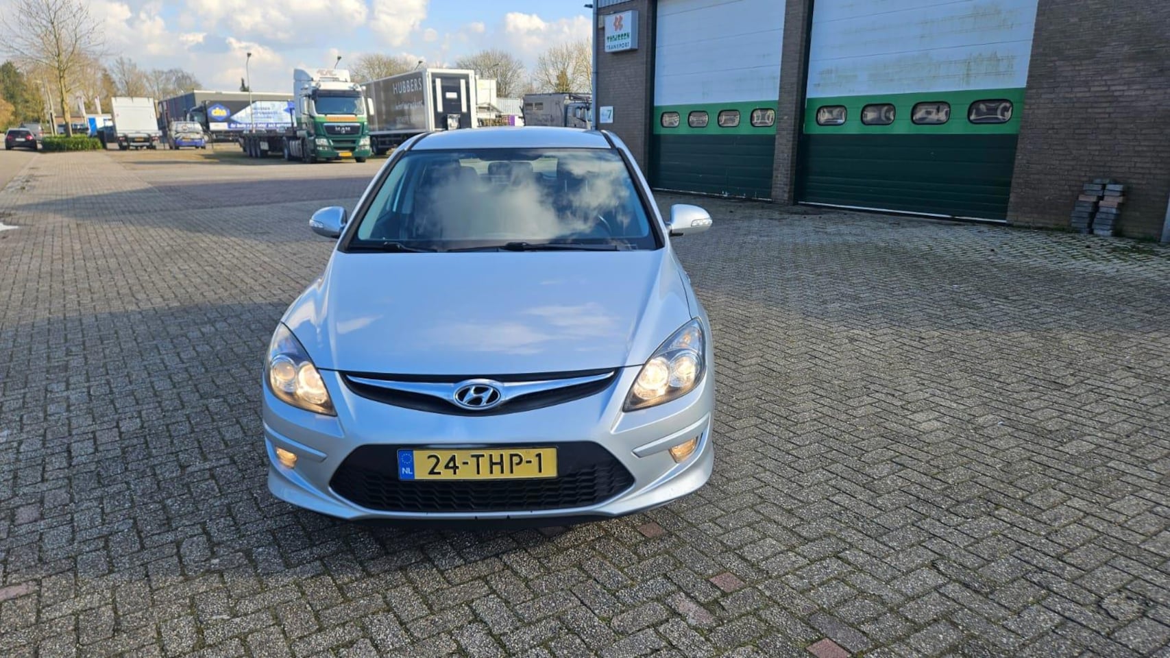 Hyundai i30 - 1.6i i-Motion KLIMA/6-BAK/AFN.TREKHAAK - AutoWereld.nl