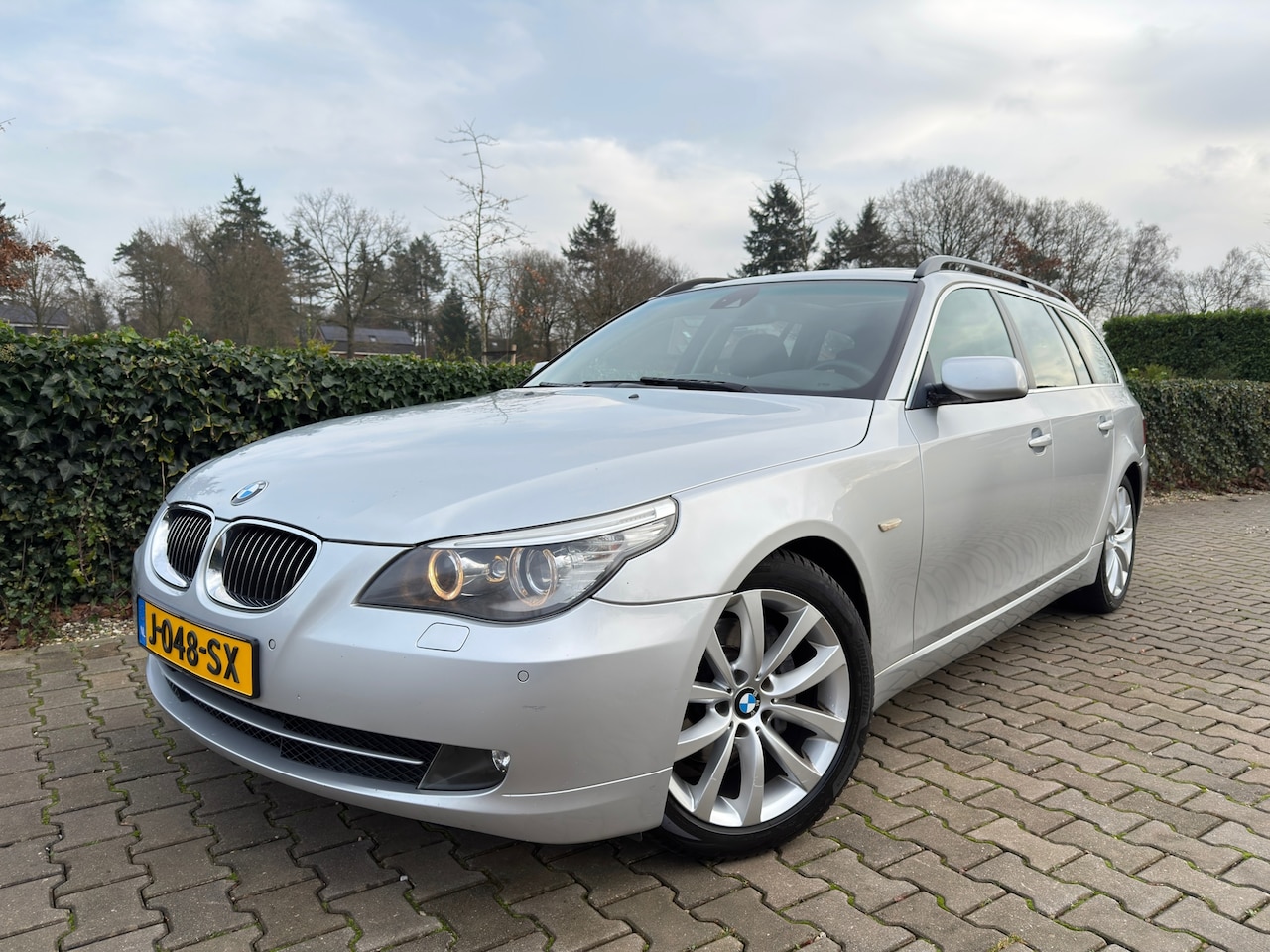 BMW 5-serie Touring - 523i Executive 523i Executive , LCI , Automaat , Panodak / Clima / Cruise / Navi / Pdc / Led / Xenon / 18 - AutoWereld.nl
