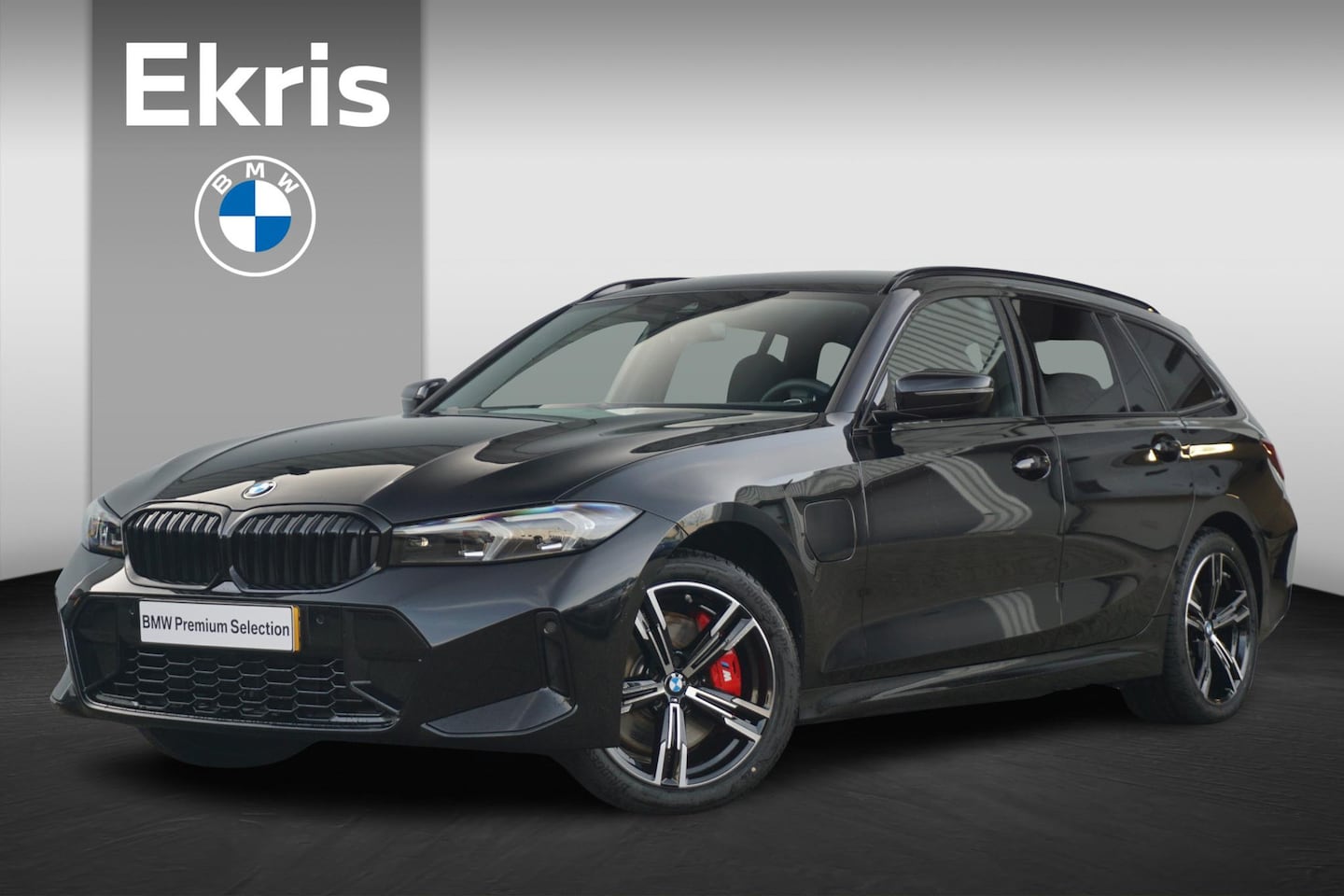 BMW 3-serie Touring - 330e M Sport Pro | Trekhaak / Harman Kardon / Elektrische Stoelen met geheugen / Comfort A - AutoWereld.nl