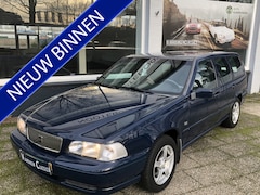 Volvo V70 - 2.5 Stationwagen 5-cilinder De ''Roffel'' Origineel Nederlands, Dealer geleverd