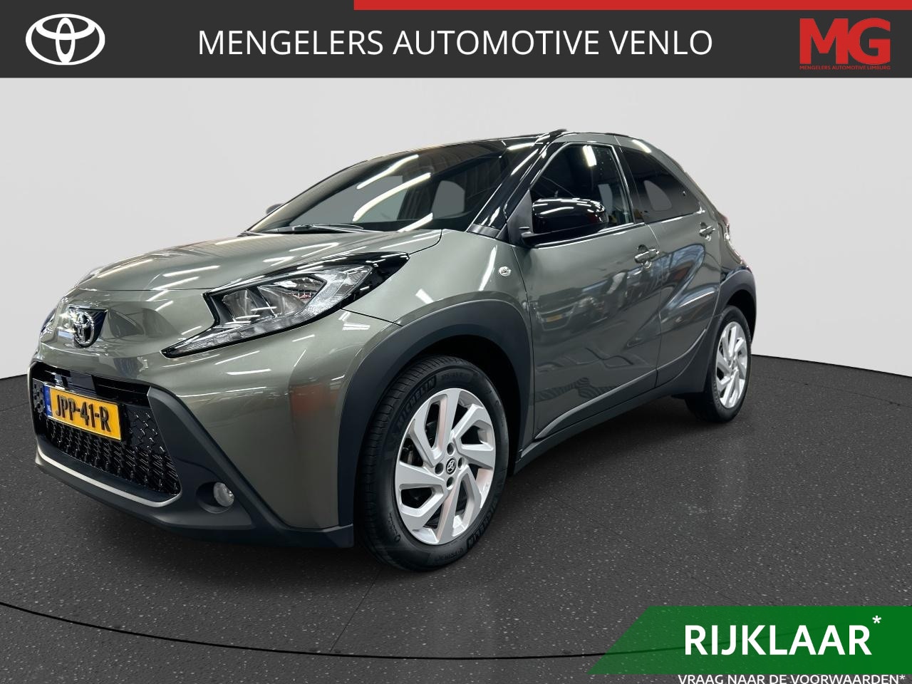 Toyota Aygo X - 1.0 VVT-i MT first RIJKLAAR | Airco | Camera | Cruise Control | Stoelverwarming Vóór - AutoWereld.nl