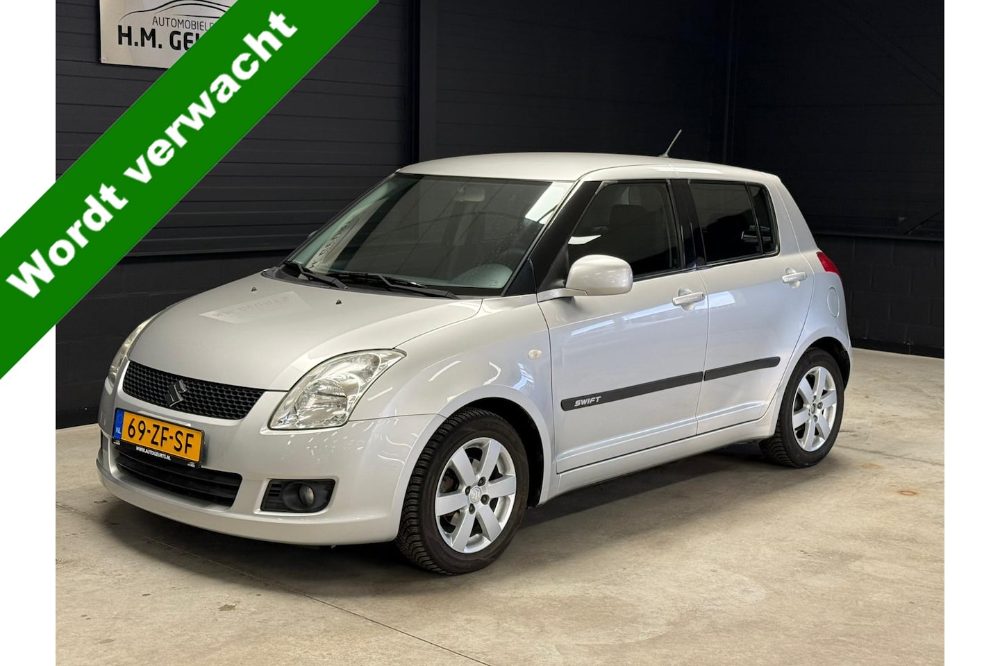 Suzuki Swift - 1.3 Shogun 5Deurs Airco Lm Velgen Sportief! - AutoWereld.nl
