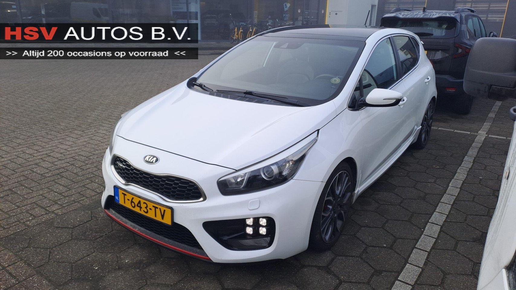 Kia Cee'd - 1.6 GT 204 PK navi PANODAK airco - AutoWereld.nl
