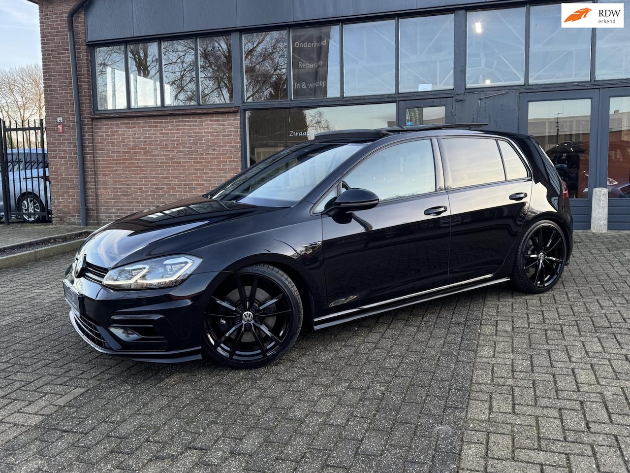 Volkswagen Golf - 2.0 TSI 4Motion R 2.0 TSI 4Motion R, ACC, DCC, Lane Assist, Akra, Bomvol - AutoWereld.nl
