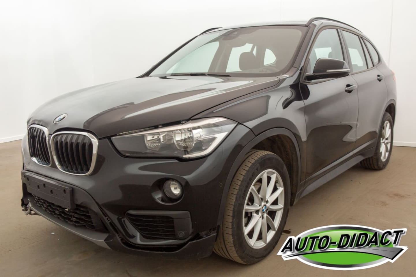 BMW X1 - 1.5 85KW Navi Clima - AutoWereld.nl