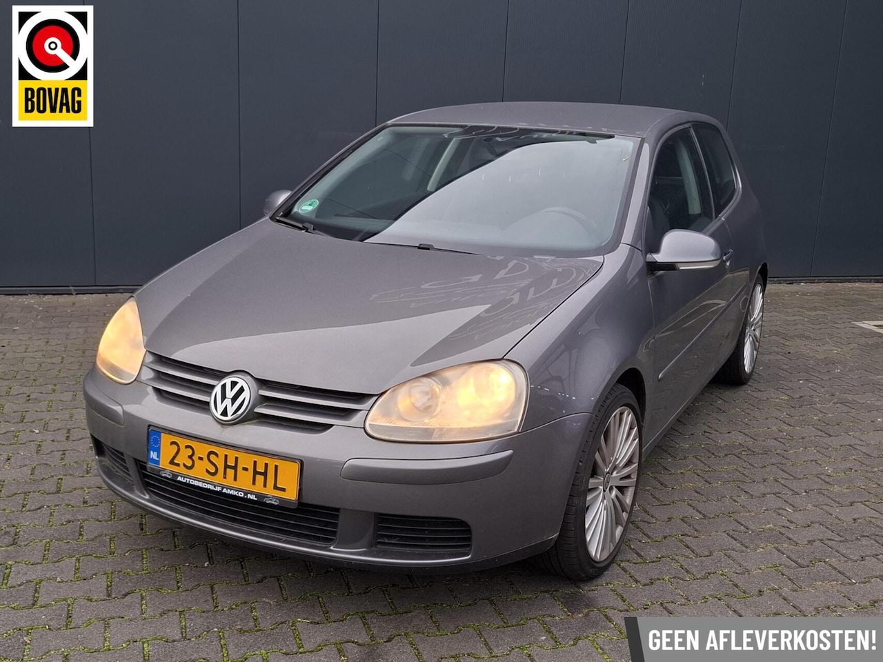 Volkswagen Golf - 1.6 FSI Sportline 1.6 FSI Sportline / NIEUWE APK - AutoWereld.nl