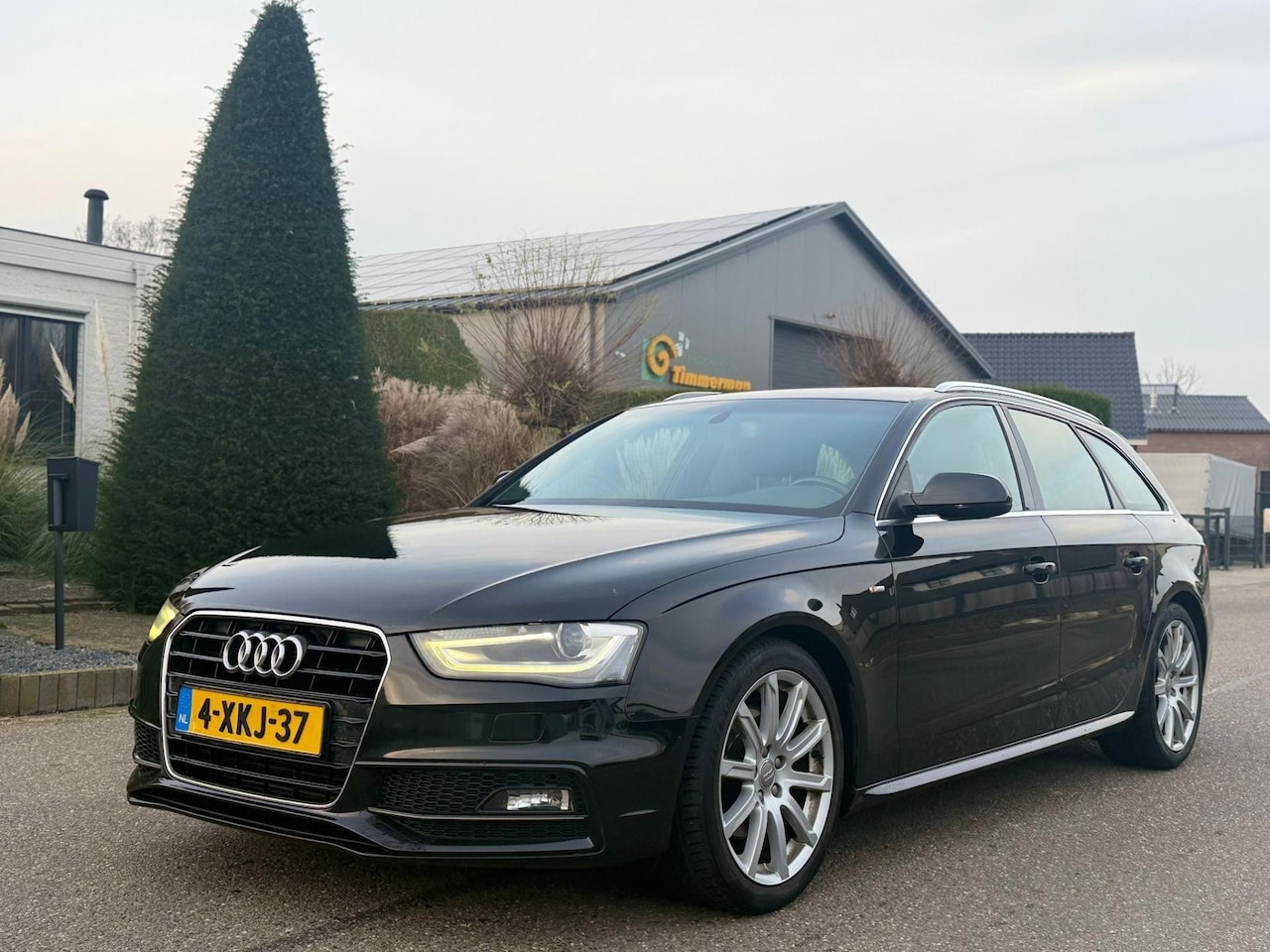 Audi A4 Avant - 2.0 TDI S-Line 2014 Navi/Clima/Lmv - AutoWereld.nl