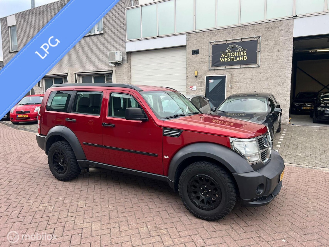 Dodge Nitro - 3.7 V6 SE 3.7 V6 SE - AutoWereld.nl