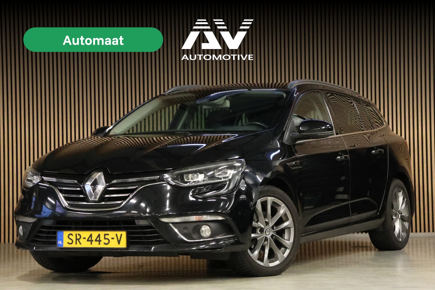 Renault Mégane Estate - 1.5 dCi | ACC | Blind Spot | Panoramadak | Bose | Stoelverwarming | Stuurwielverwarming | - AutoWereld.nl