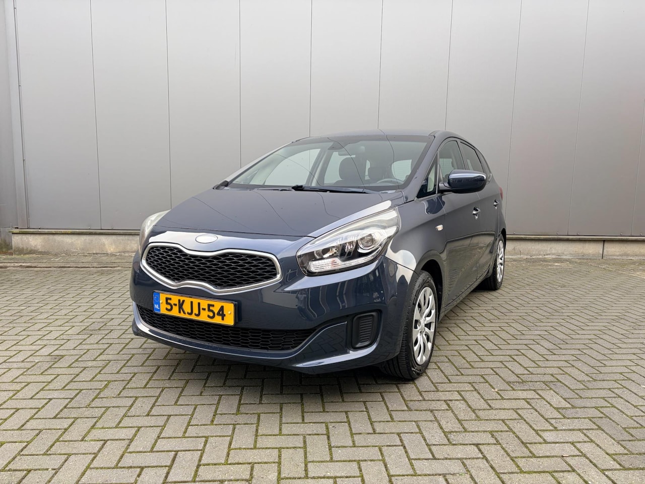 Kia Carens - 1.6 GDi First Edition 1.6 GDi First Edition - AutoWereld.nl