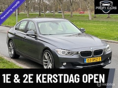 BMW 3-serie - 320i High Executive Cremeleer Navi Pdc Headup