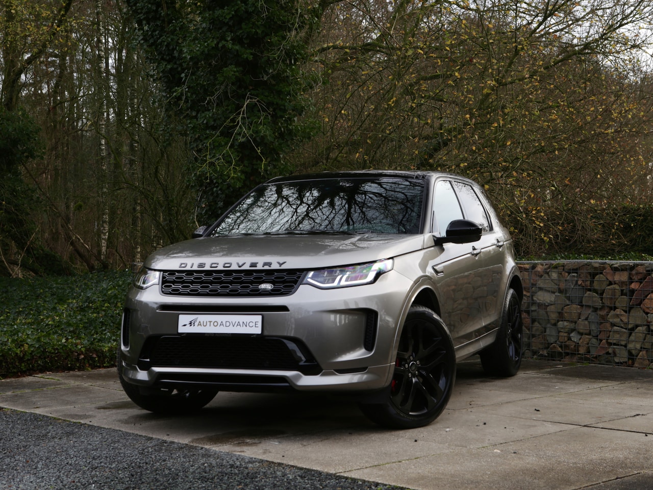 Land Rover Discovery Sport - P300e R-Dynamic S Black Design Pack - AutoWereld.nl