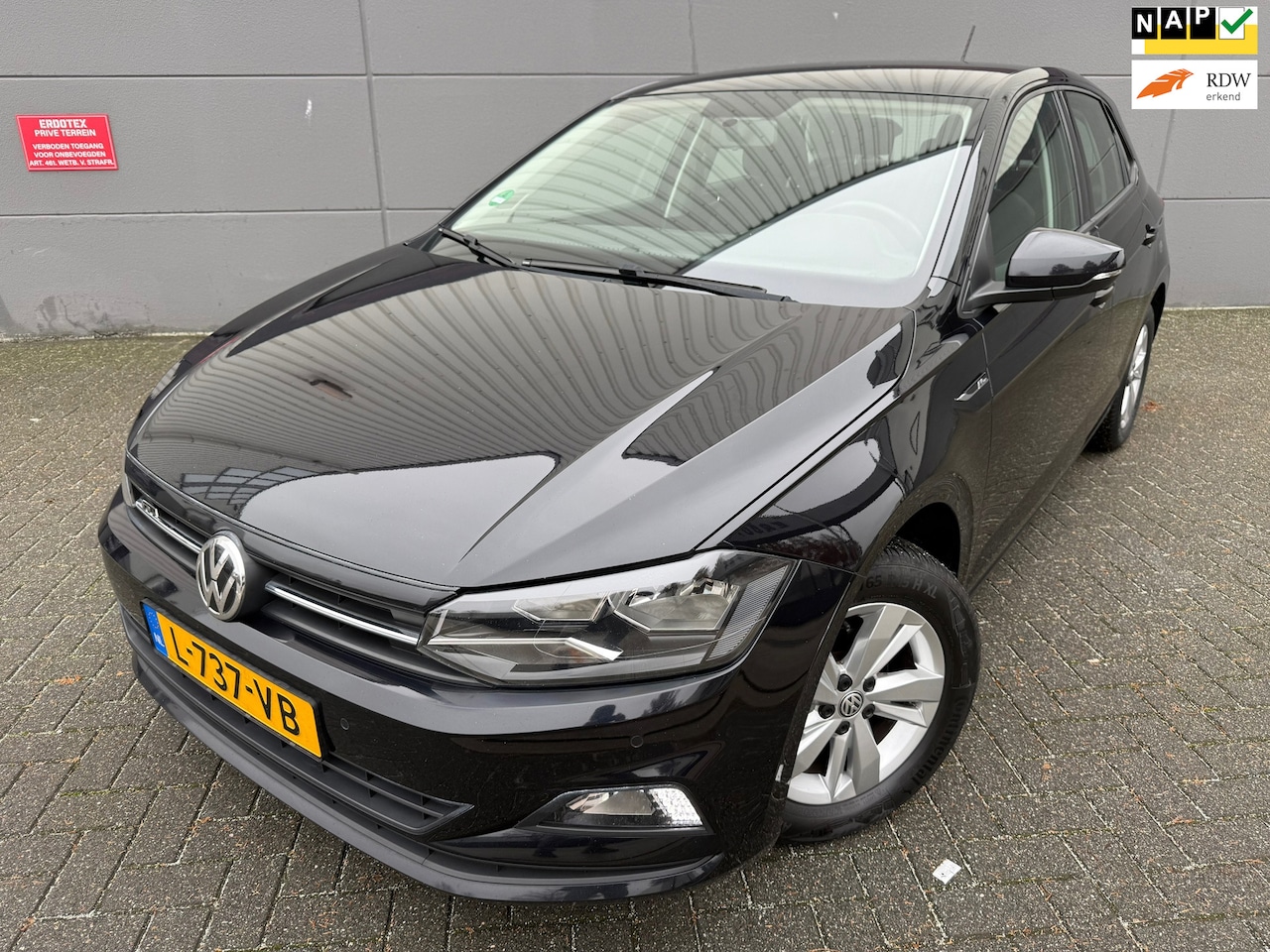 Volkswagen Polo - 1.0 TSI R-LINE Business*CRUISE*APK*NAP*NAVI*CARPLY*PARK SENSOREN - AutoWereld.nl