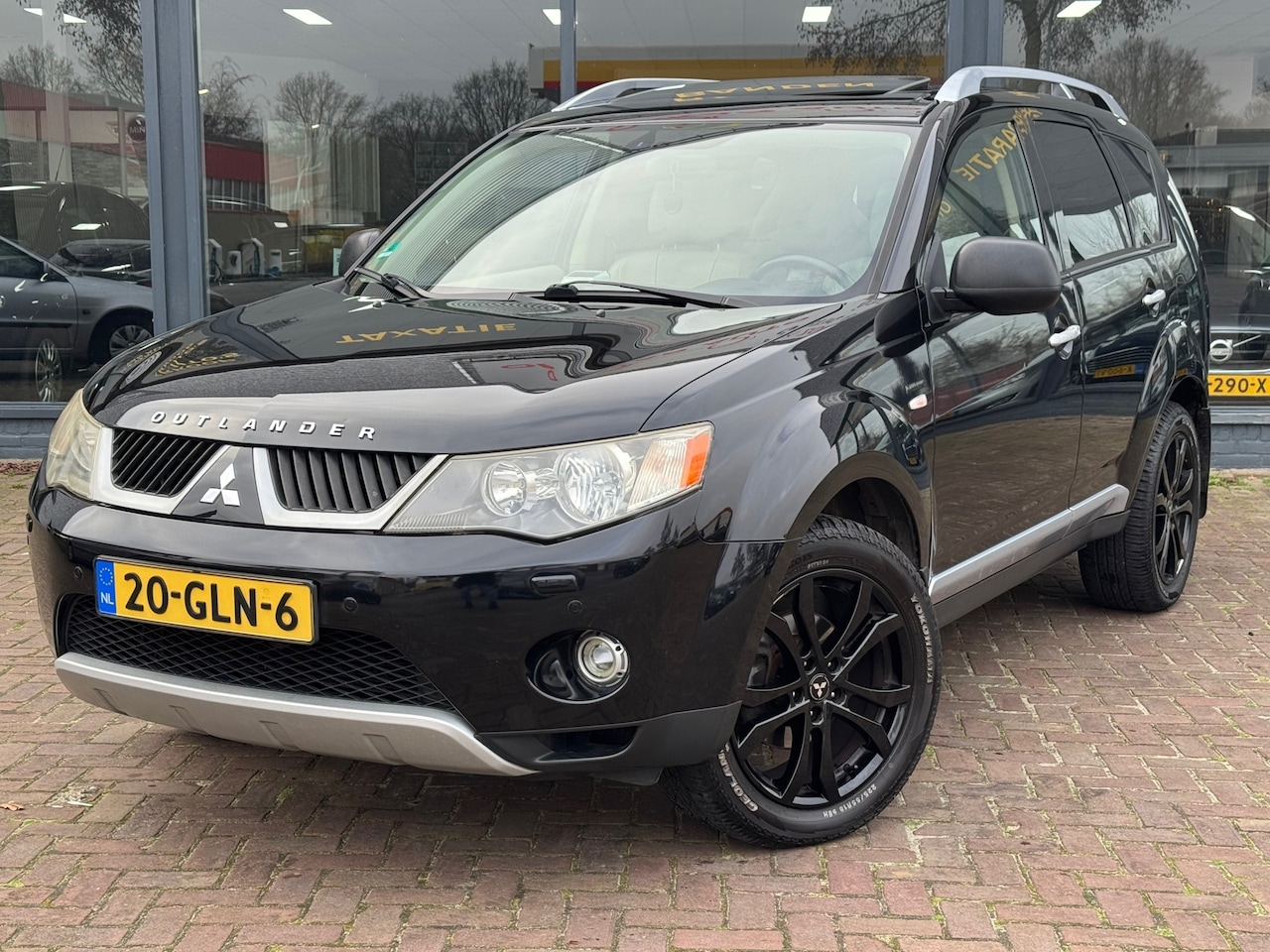 Mitsubishi Outlander - 2.4 | 7Pers | Automaat | 4X4 | APK | Camera | Leder - AutoWereld.nl