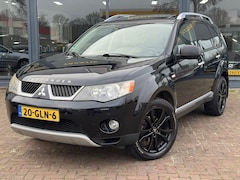 Mitsubishi Outlander - 2.4 | 7Pers | Automaat | 4X4 | APK | Camera | Leder