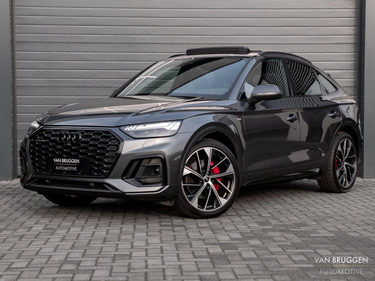 Audi Q5 Sportback - 55 TFSI e S-Line Pano RS-Stoelen Luchtv Trekh B&O 21" - AutoWereld.nl