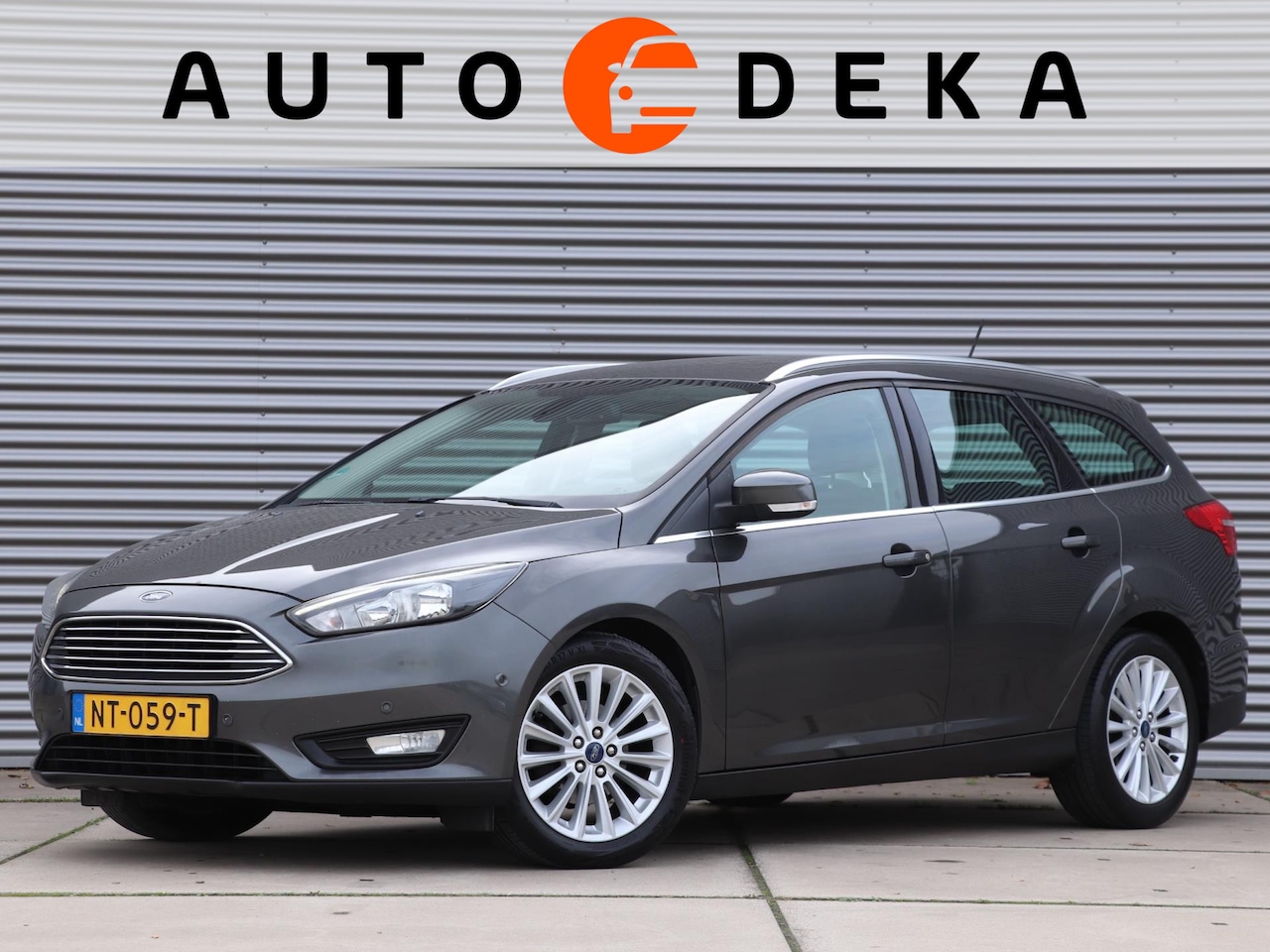 Ford Focus Wagon - 1.5 TDCI Titanium *1e Eigenaar*Dealeronderh.* - AutoWereld.nl