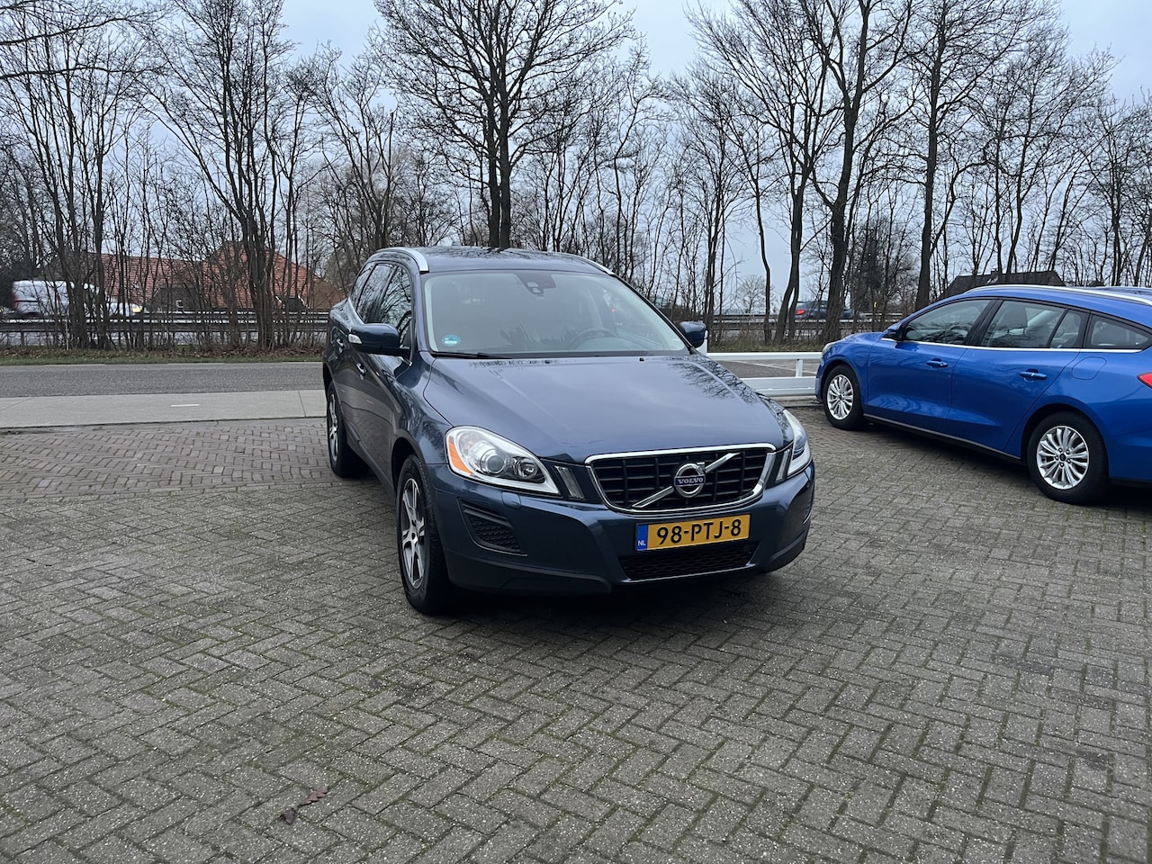 Volvo XC60 - 2.0T Summum AUTOMAAT LEER CLIMA NAVI CRUISE - AutoWereld.nl