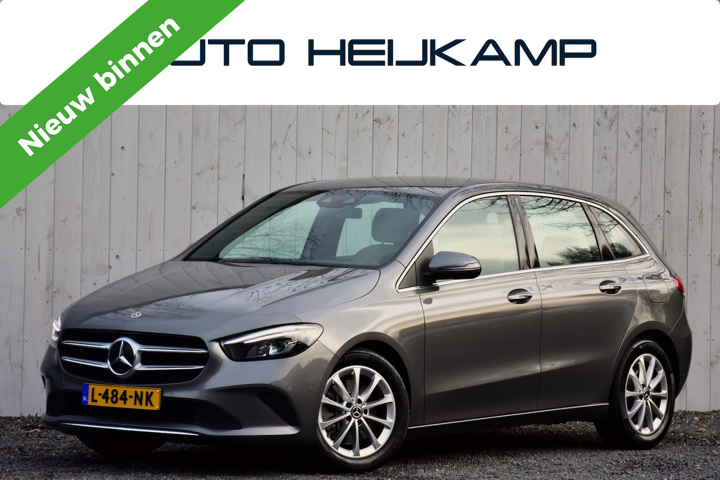 Mercedes-Benz B-klasse - 250 Premium | Leder int. | Led | Sfeerverlichting | - AutoWereld.nl