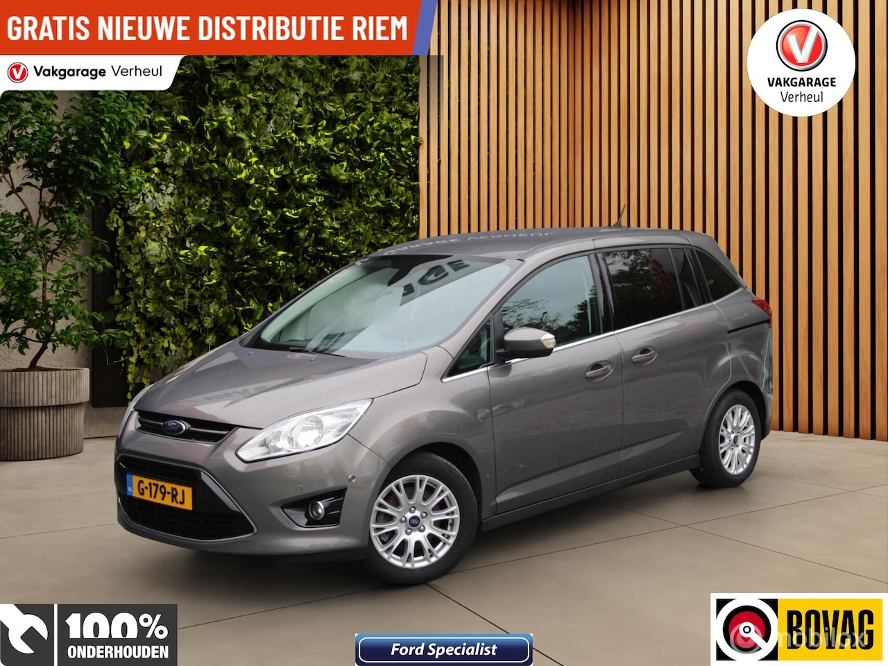 Ford Grand C-Max - 1.0 Ambiente|7 Zits|Navi|Trekhaak|Boekjes - AutoWereld.nl