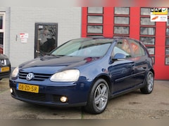 Volkswagen Golf - 1.6 Optive 4 , Navi , Clima