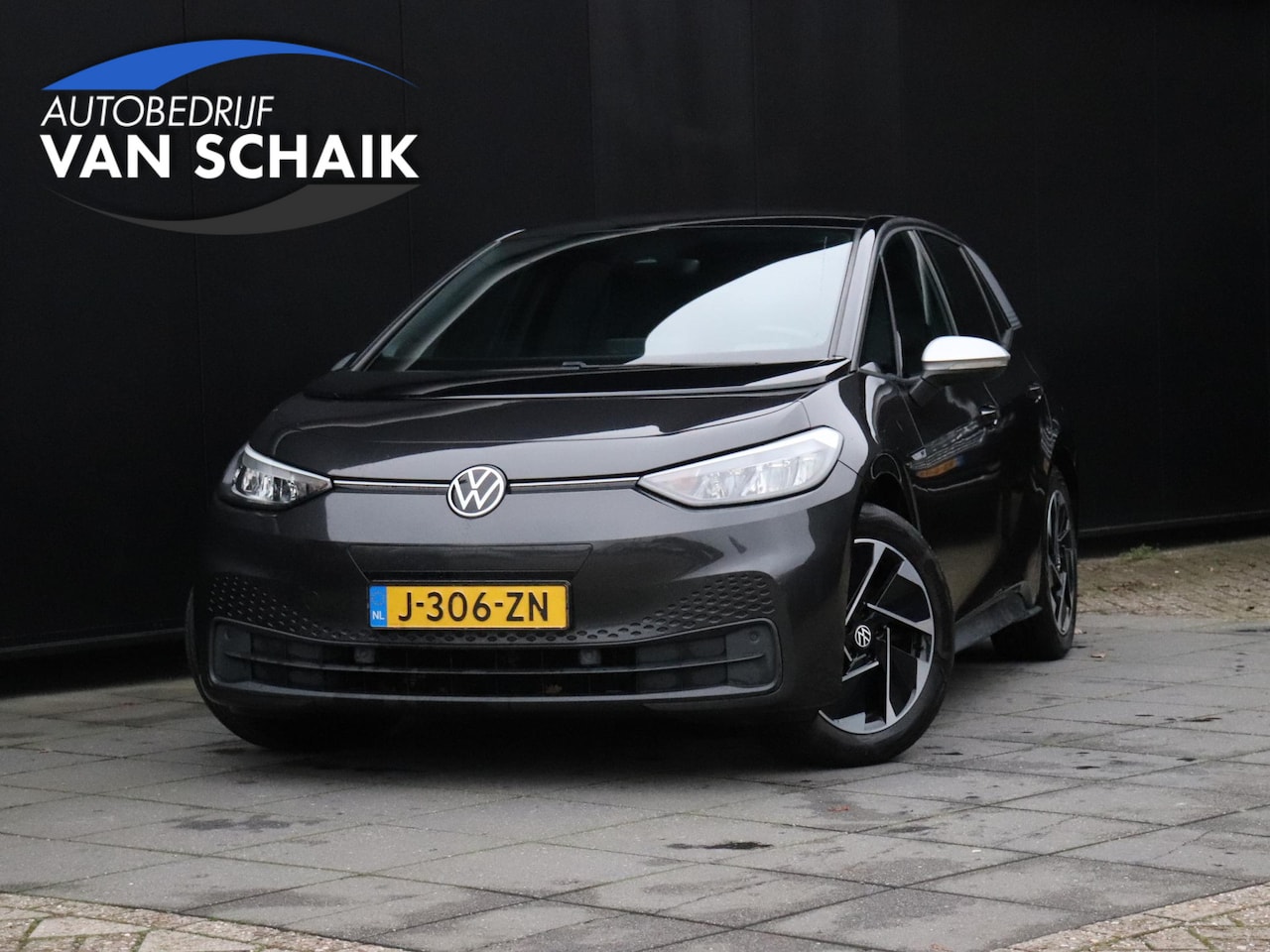 Volkswagen ID.3 - First 58 kWh | PDC | CRUISE | NAVI | APPLE CARPLAY | STOEL/STUURVERW. | - AutoWereld.nl