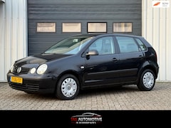 Volkswagen Polo - 1.2-12V 5-deurs AIRCO / STUURBEKRACHTIGING