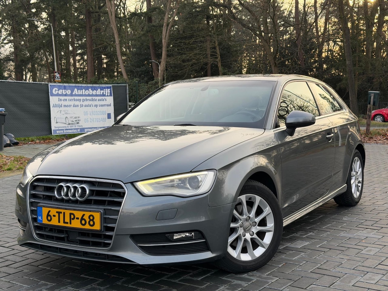 Audi A3 - 1.6 TDI ultra Edition Cruise Airco PDC Leer alcantara - AutoWereld.nl