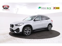BMW X1 - sDrive18d Automaat, Panorama dak, Navigatie