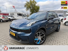 Lynk & Co 01 - 1.5 PLUG-IN HYBRID (PHEV) 261PK 6.6KW LADEN ZWARTE HEMEL/STUURWIELVERWARMING AUTOMAAT (RIJ
