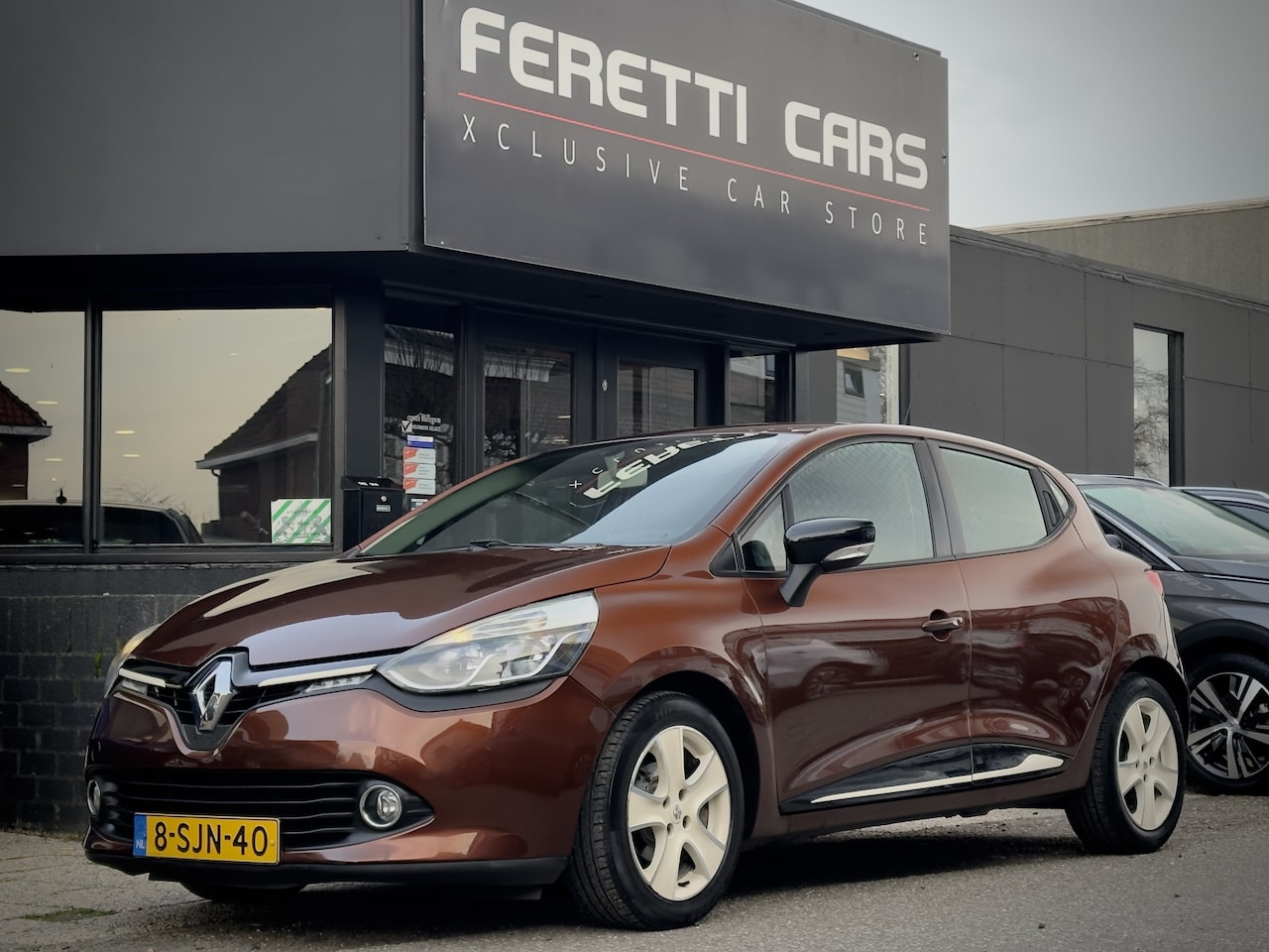 Renault Clio - 0.9 TCe Expression NAVI AIRCO LED LMV PDC - AutoWereld.nl