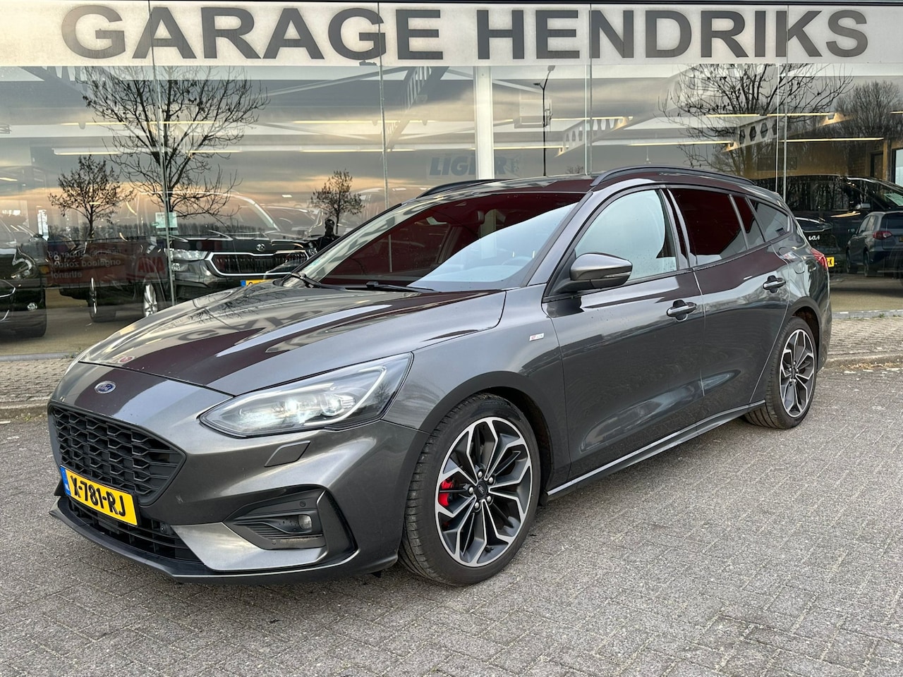 Ford Focus Wagon - 1.5 ST-Line 150pk My 2019 | Winterpack | B&O | LED | Leder-Stof | occasion - AutoWereld.nl