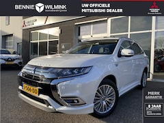 Mitsubishi Outlander - 2.4 PHEV Intense S | Trekhaak | Navigatie via Android