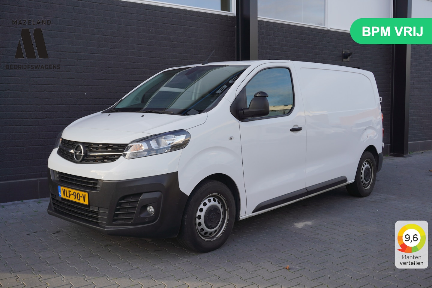 Opel Vivaro - 2.0 CDTI L2 120PK AUTOMAAT EURO 6 - Airco - Navi - Cruise - €13.950,- Excl. - AutoWereld.nl