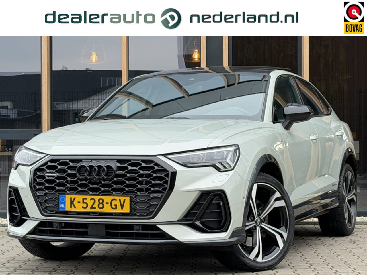 Audi Q3 Sportback - 45 TFSI quattro edition one 230Pk | S-LINE | SCHUIFDAK | B&O - AutoWereld.nl