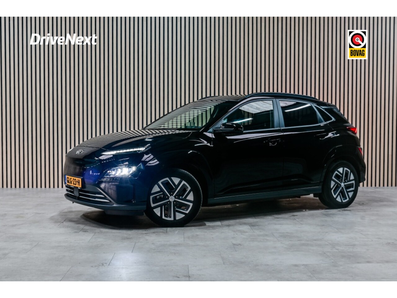 Hyundai Kona - 64 kWH | PREMIUM SKY | PANO | WARMTEPOMP | STOELVERWARMING | STU - AutoWereld.nl