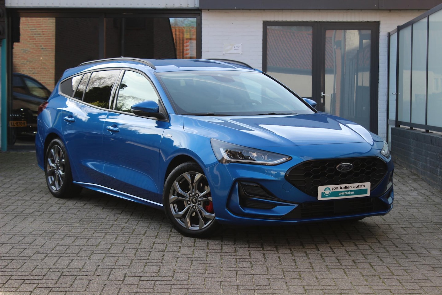 Ford Focus Wagon - 1.0 EcoBoost Hybrid ST Line X Driver Ass Pack, Elek achterklep, Desert Island Blue!! - AutoWereld.nl