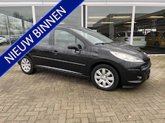 Peugeot 207 - 1.4 VTi Cool 'n Blue Airco / Cruise