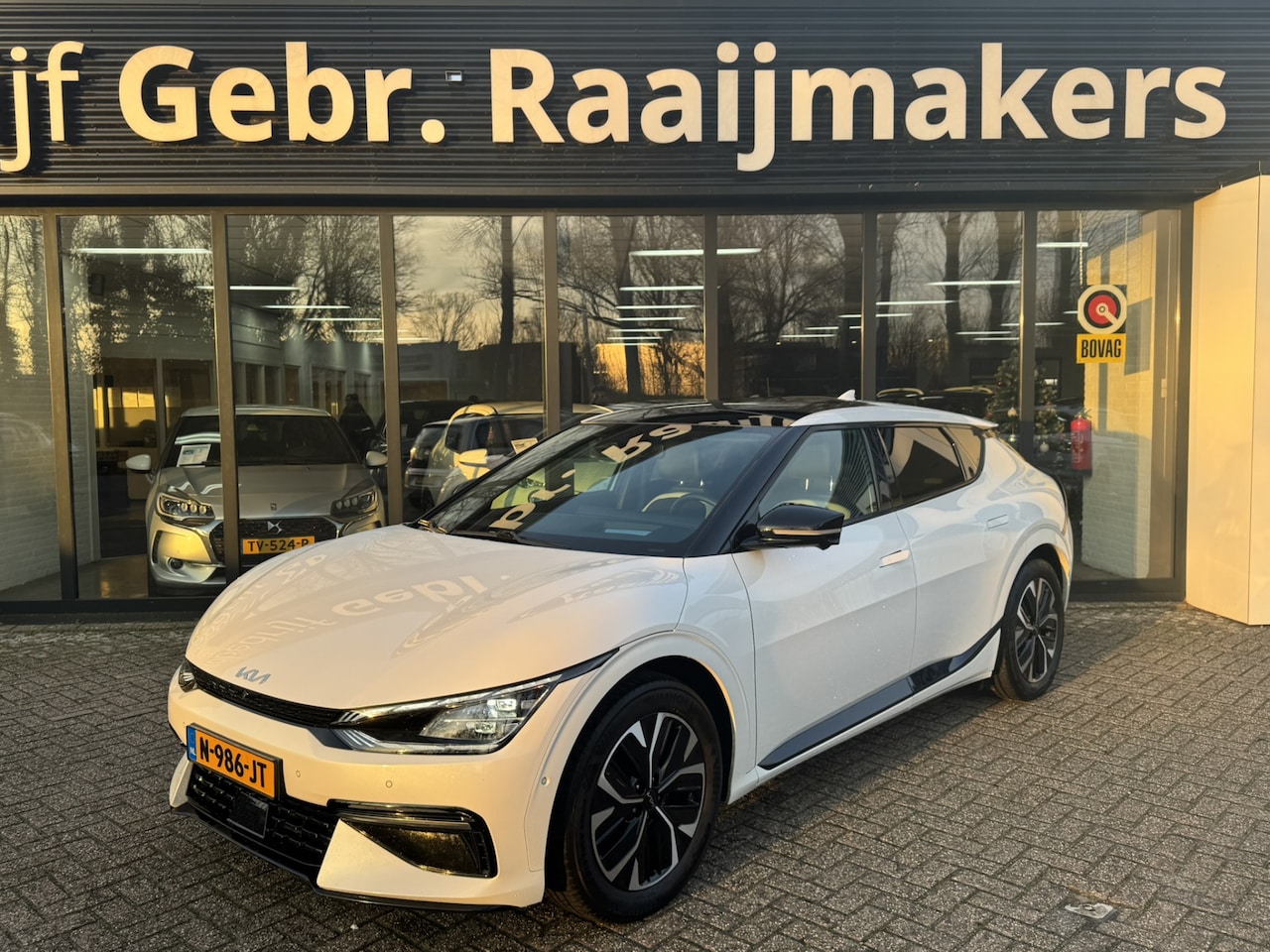 Kia EV6 - GT-Line 77.4 kWh*99%SOH*Schuifdak*ACC*LED*Warmtepomp* - AutoWereld.nl