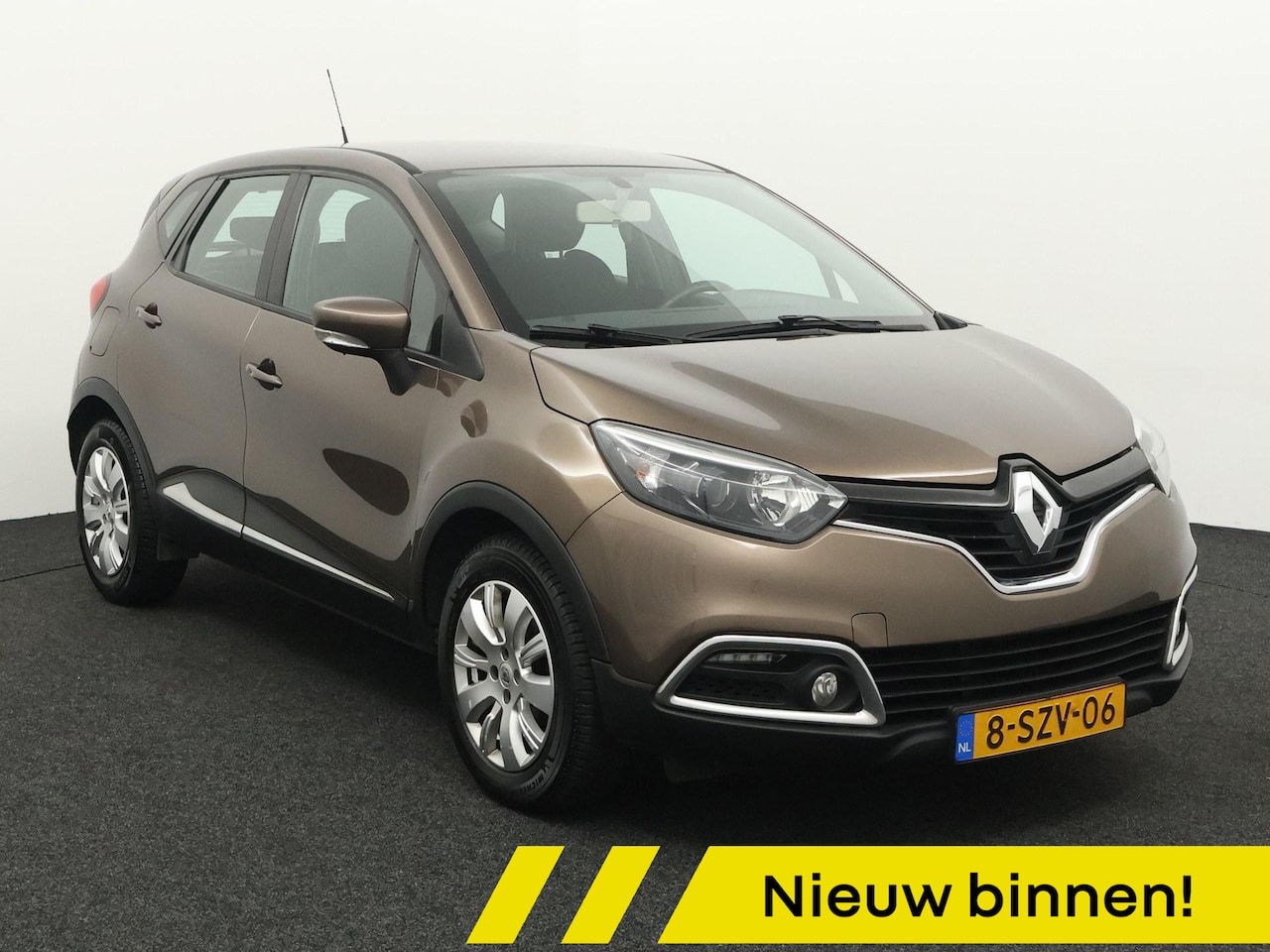 Renault Captur - 0.9 TCe Expression / TREKHAAK / AIRCO / - AutoWereld.nl