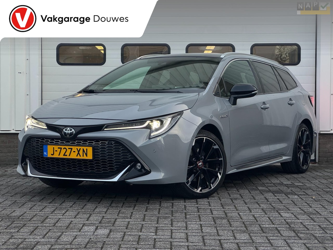 Toyota Corolla Touring Sports - 2.0 Hybrid Business GR-Sport |NAP |Dealeronderhouden|Pano|ACC - AutoWereld.nl